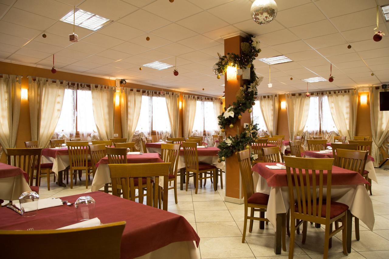 ホテル La Magione Serravalle Pistoiese エクステリア 写真
